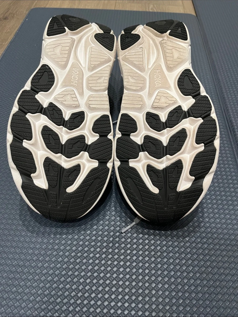 Hoka Men's Gray Neutral Cushioning Running Shoes